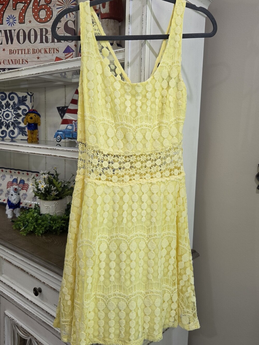 Trixxi Yellow Lace Midi Dress